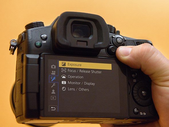 Panasonic Lumix DC-GH5